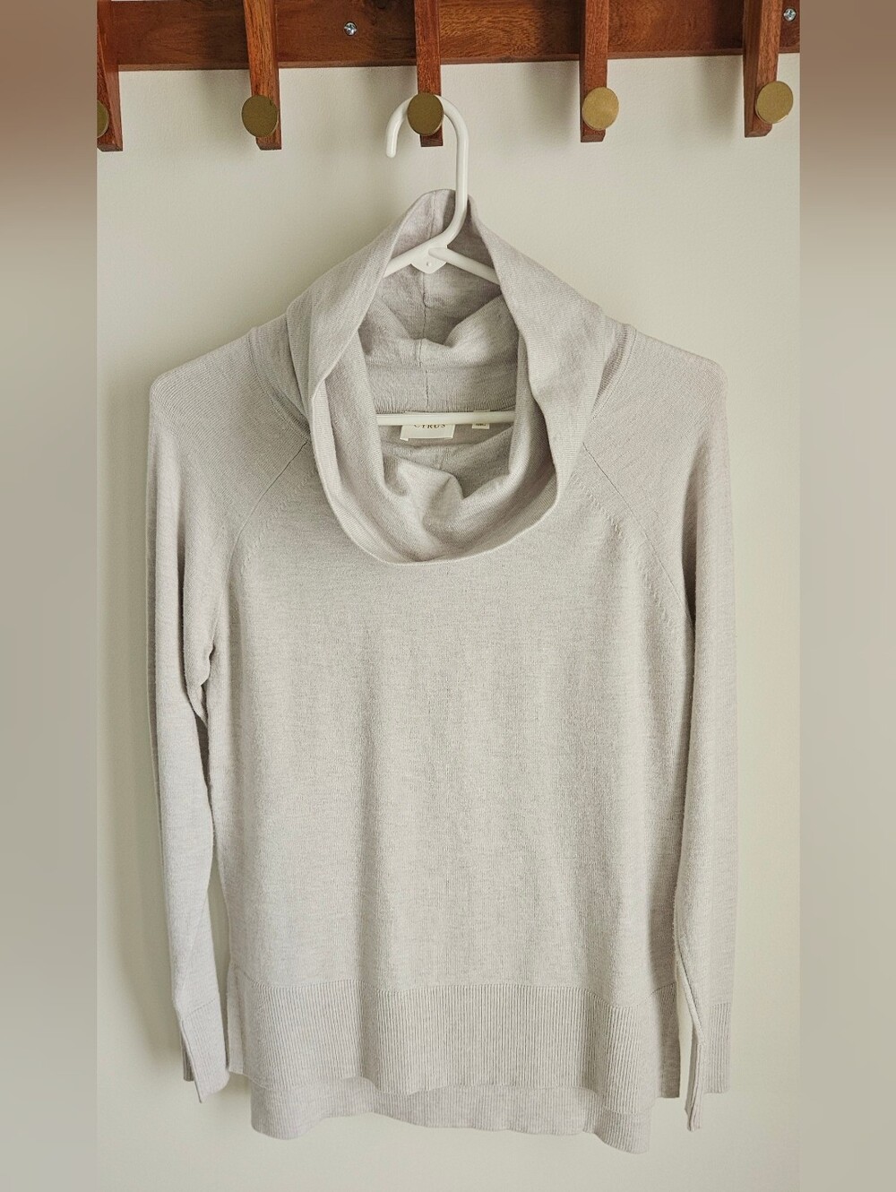 Cyrus Cowl Neck Tunic Sweater XS Light Gray High Low